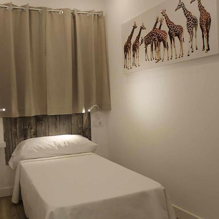 Hostal Royal Begona Madrid Extérieur photo