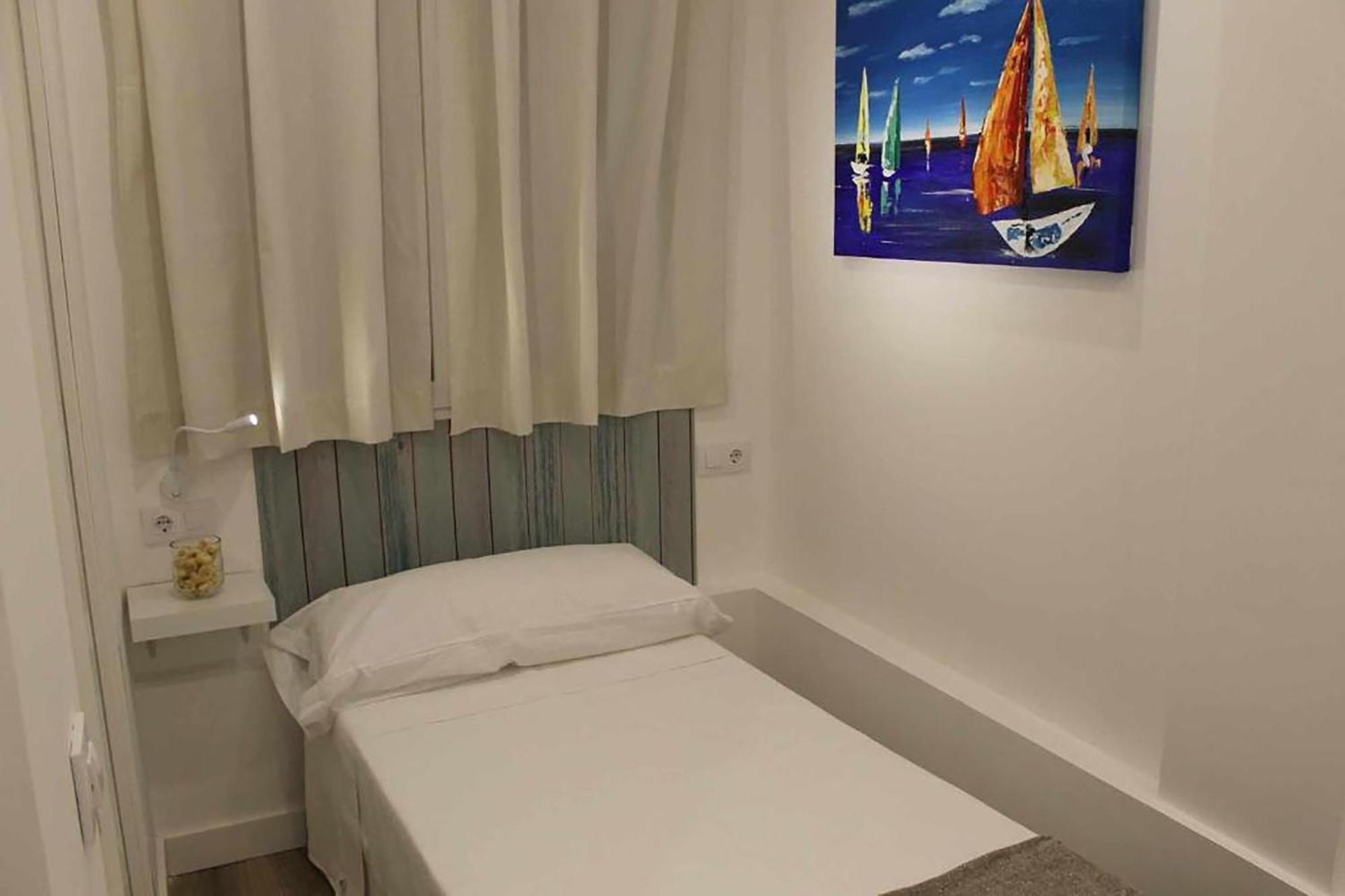 Hostal Royal Begona Madrid Extérieur photo